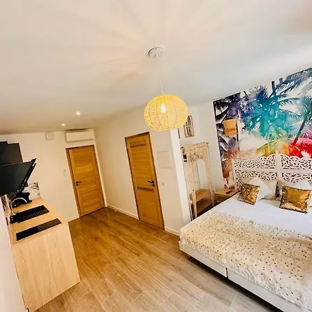 De Nana 4 - Hypercentre, Rue Meynadier, Palais & Plage, Clim, Wifi Cannes