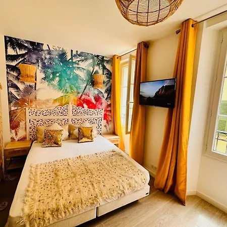 De Nana 4 - Hypercentre, Rue Meynadier, Palais & Plage, Clim, Wifi Apartment *